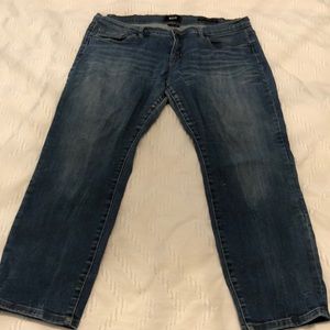 BDG mid rise cigarette grazer jeans sz 32Wx26L